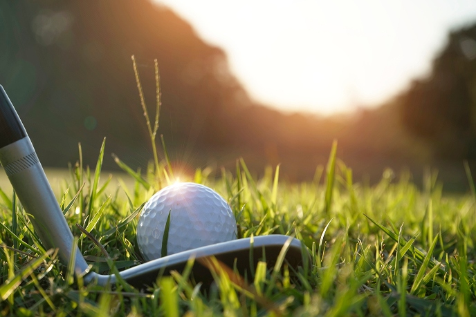 AdobeStock_302008358-compressed balle de golf